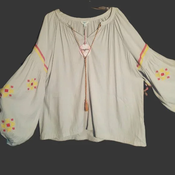 NWT! Hayden Light "Greige" Embroidered Peasant Boho Top Billowed Sleeve - Sz 2X - Picture 6 of 13